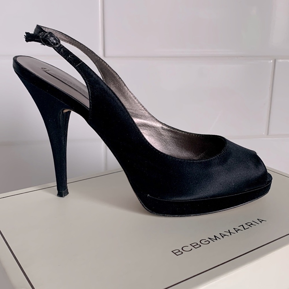 🖤 BCBG MaxAzria LIBBY2 Black Satin Sandal Heels